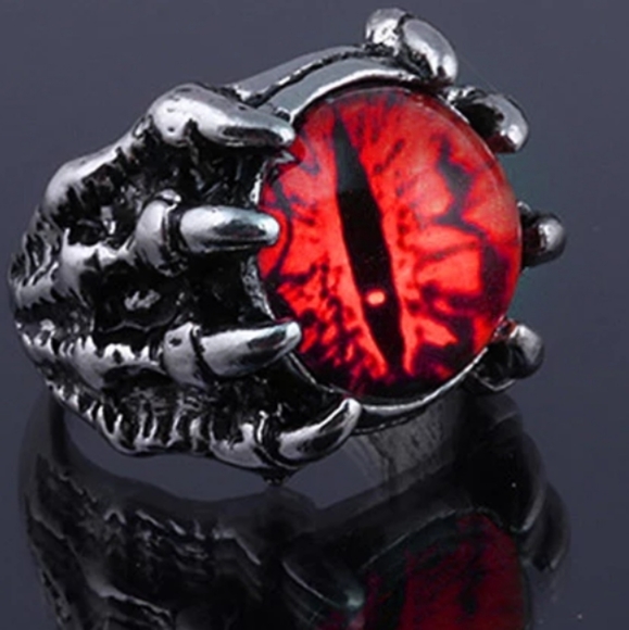 Red Dragon Eye , being held by a claw Dungeons & Dragons Evil Eye Ring - Picture 3 of 3